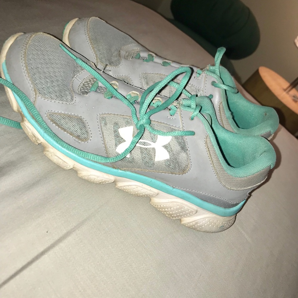 UNDERARMOUR Running Shoes - Teal